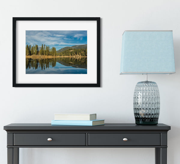 Pacific Northwest Scene Beautiful Lake Reflection Photo