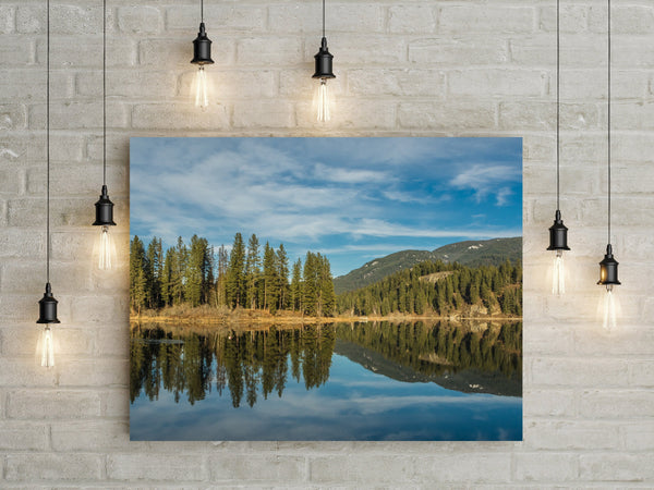Pacific Northwest Scene Beautiful Lake Reflection Photo