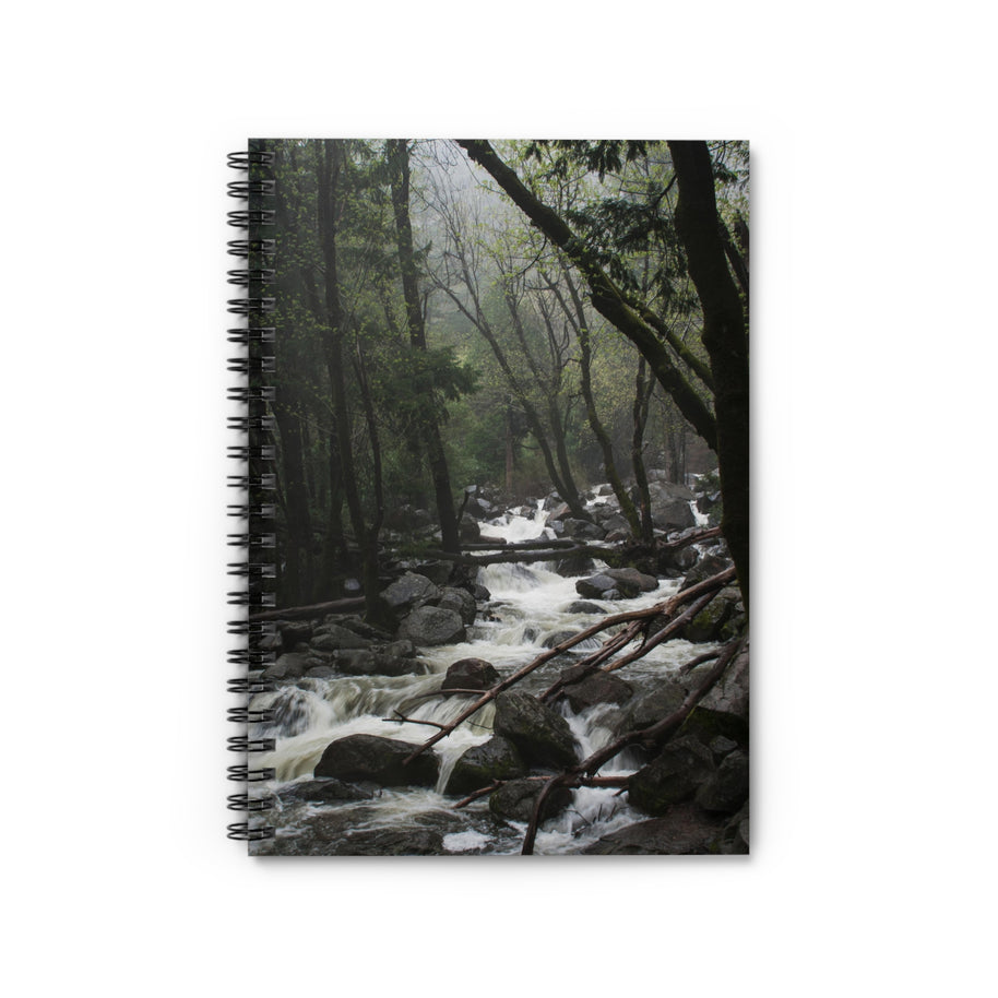 Foggy Forest Notizbuch – Spiral- oder Hardcover, liniert
