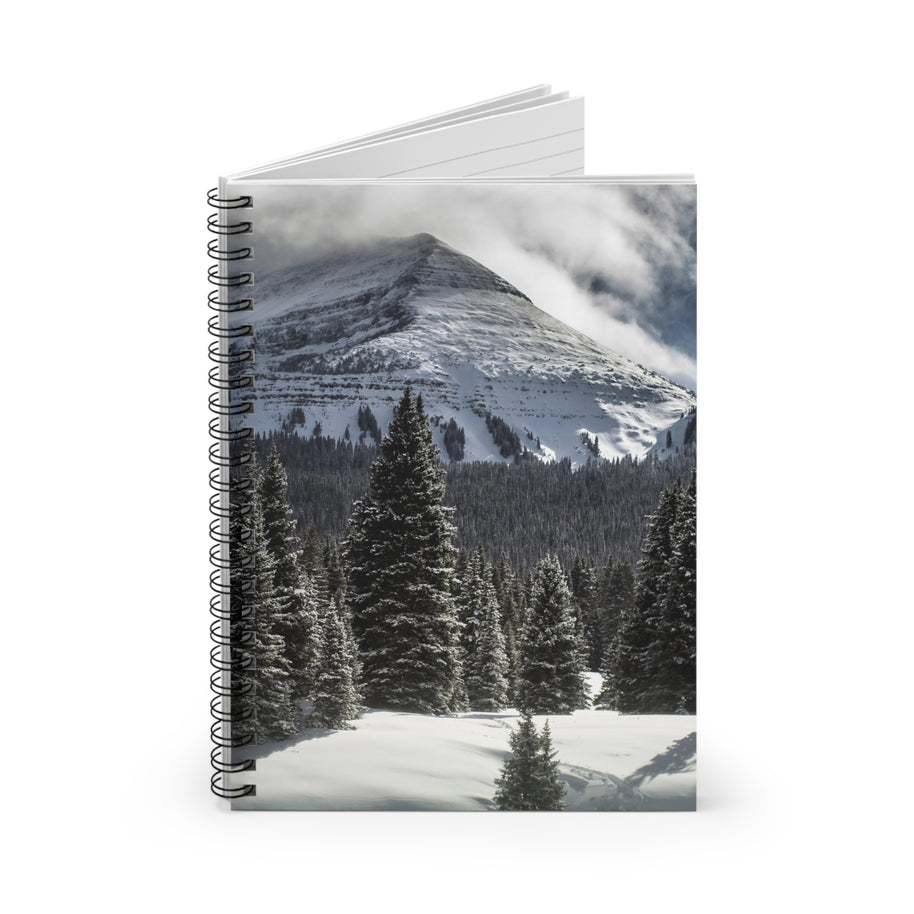 Foggy Forest Notizbuch – Spiral- oder Hardcover, liniert