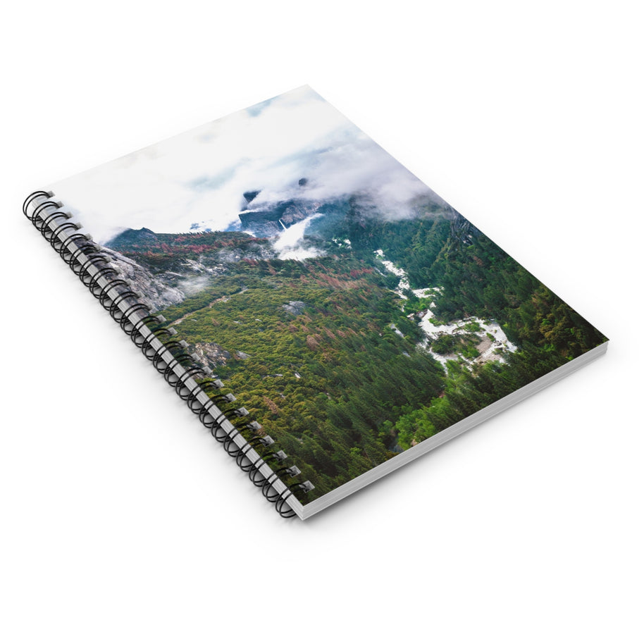 Foggy Forest Notizbuch – Spiral- oder Hardcover, liniert
