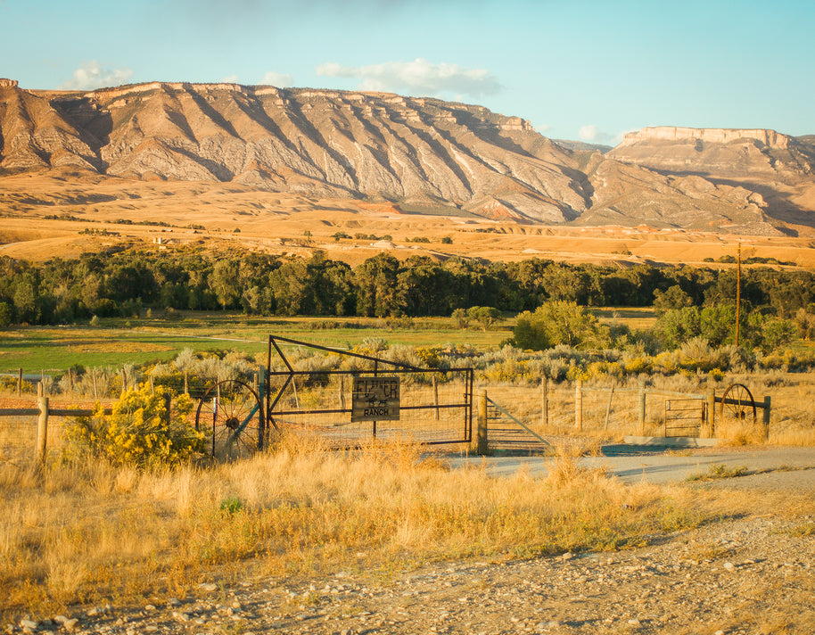 Wyoming-Ranch bei Sonnenuntergang, Bighorn Mountains Western-Fotodruck
