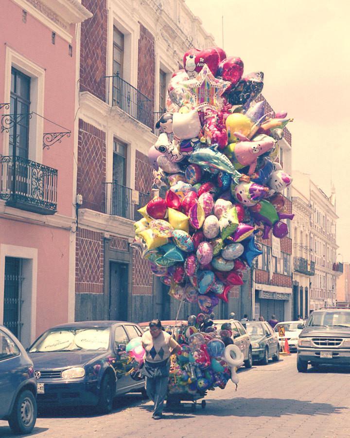 Balloon Lady Photo Print Dreamy Mexico - Photography