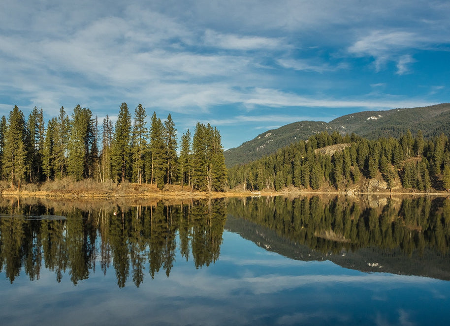 Pacific Northwest Scene Beautiful Lake Reflection Photo