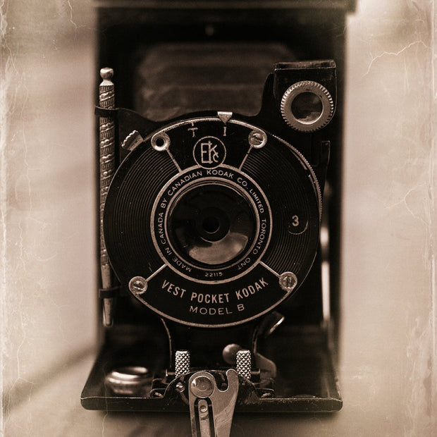 Kodak Vest Pocket Camera Gritty Art Print - Photography