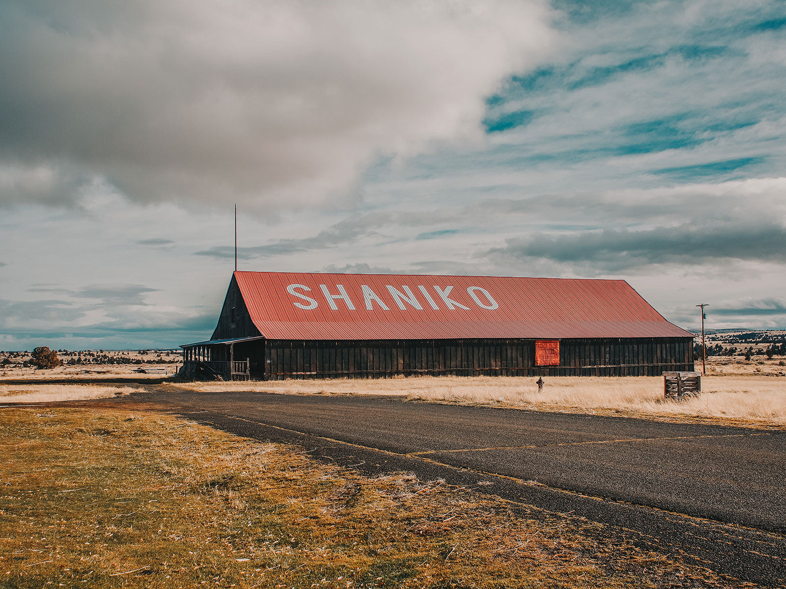 Shaniko Oregon Barn Photo Print - Photography